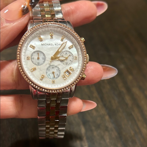 Michael Kors Three-Tone Women's Watch - Picture 3 of 6